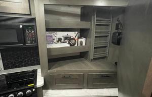 Spacious 2023 FR3 34DS Motor Coach: Luxe & Loaded!