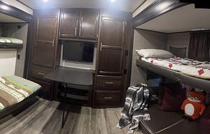 Goin’ Big Triple Slide Bunk House