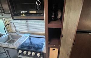 "Tiny" 2019 Thor Motor Coach Freedom Traveler 24HE