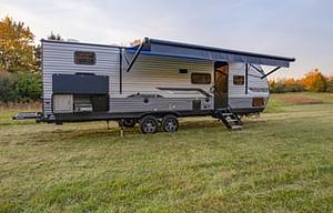 BRAND NEW! 2025 Catalina Legacy 293QBCK Bunk House