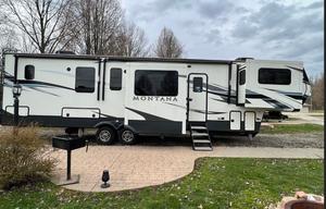 2021 Montana RV – Optional Truck Rental Available!