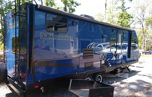 2018 Winnebago 2455BHS