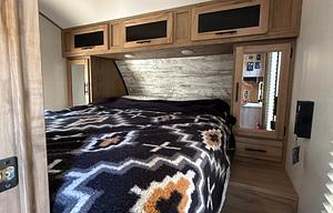 2024 Cherokee Alpha Wolf 26DBH-L RV rental photo 10