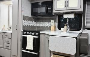 MEET THOR, OUR HIGH CLASS RV FOR 8