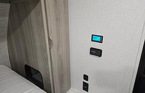 AR's Salaam fsx 179DBK (off-grid capable)