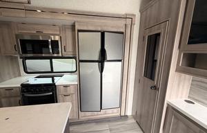 2021 Winnebago Voyager 3134RL RV rental photo 8