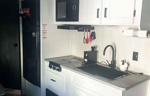 2024 Keystone RV Hideout 24BHSWE RV rental photo 7