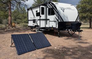 21' Off Grid Camper - Sleeps 5 (midsize towable)