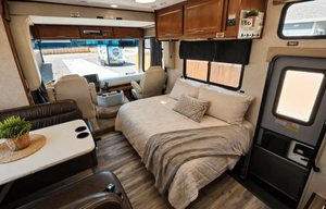 2014 Coachmen RV Pursuit 29 SB RV rental photo 17