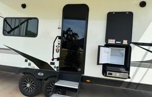 2024 Connect C282FKK RV rental photo 4