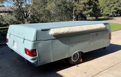 Vintage Pop-Up – 1989 Coleman Laramie