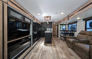 Outback: Chef's kitchen, King bed, 3 slides, Solar