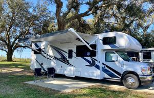 2022 Thor Motor Coach Magnitude BH31