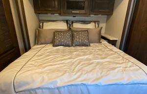 2019 Coachmen Sportscoach SRS 339DS DIESEL PUSHER