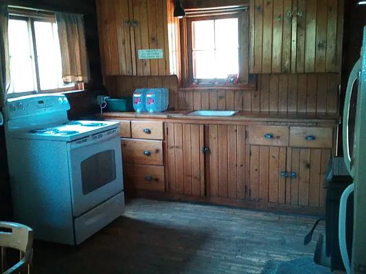 001, Loop: AREA KINGS HILL CABIN