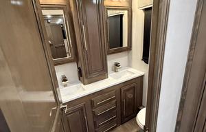 2020 Georgetown 7 Series 36D7 RV rental photo 6