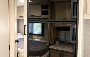 The Island Breeze Cruiser • Sleeps 6 CC-8G