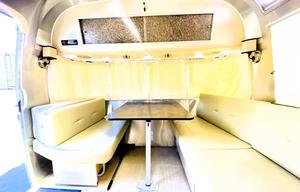 ✧ Silver Soufflé ✧ Luxury Airstream • Panoramic ✧