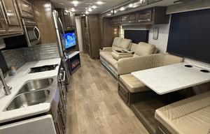 2020 Georgetown 7 Series 36D7 RV rental photo 2