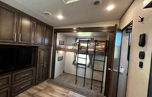 Big Bunk House 5th Wheel