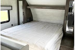 New, Super Clean Getaway Camper! Great for PSU