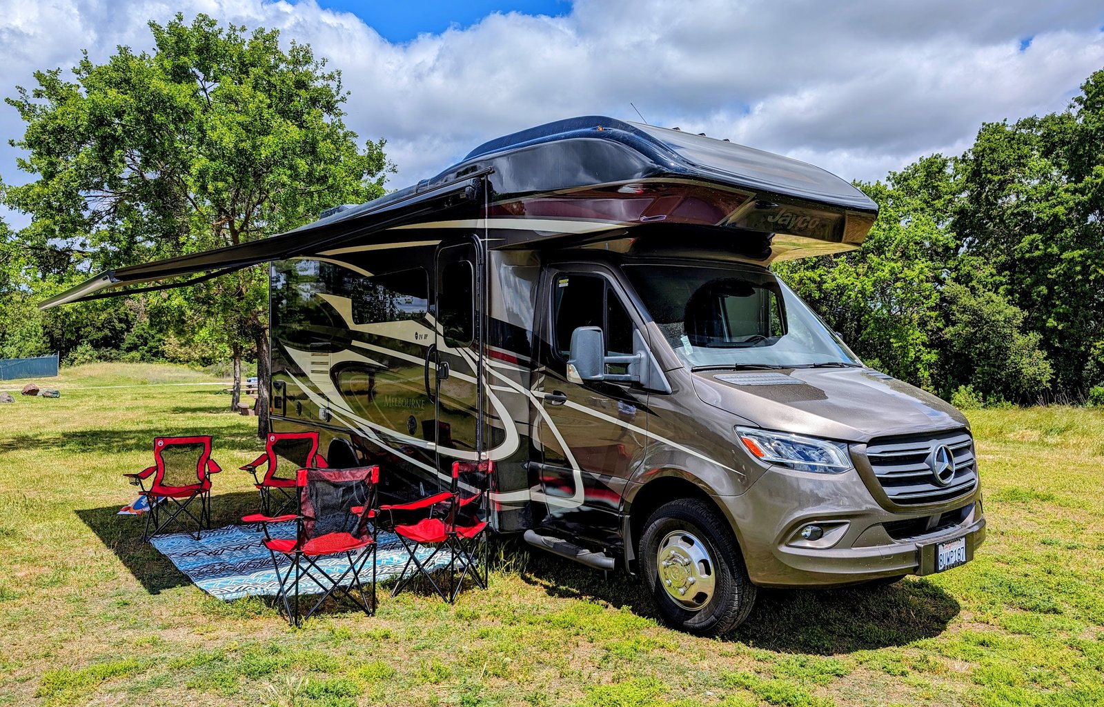 Luxury Mercedes Sprinter Jayco Melbourne Prestige