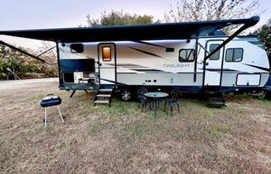 Easy Come, Easy Go RV | 2 Miles From F1 & COTA