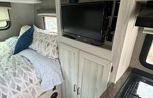2020 Rockwood GEO Pro 19FBS RV rental photo 8