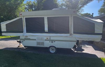 2002 Palomino Yearling RL Yearling RL RV rental photo 2