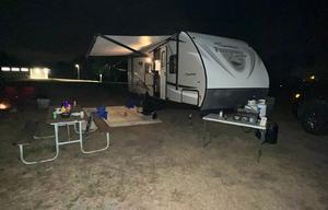 2017 Coachmen RV Freedom Express 23SE RV rental photo 4
