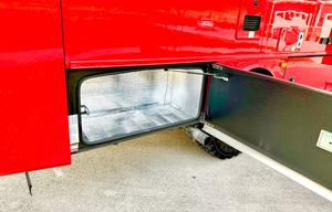 DeMonte—Luxury 4x4  Dynamax Isata 5 Extreme