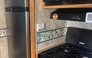 2007 Denali 28RLBS-M5 RV rental photo 7