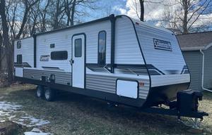 Spacious & Family-Friendly RV