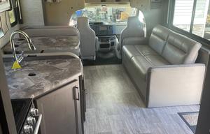 2023 Thor Motor Coach Quantum SE SE31 Ford