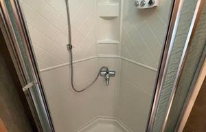Beautiful Bay Star - Huge Floor Plan!