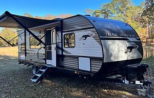 DELIVERY ONLY – 2021 Heartland Trailrunner 251BH