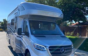 2022 Winnebago View 24J - Mercedes Benz Diesel