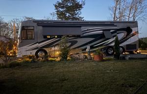 A class "glamping” on Lake Tuscaloosa