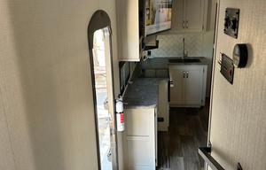 Brand New 5th wheel