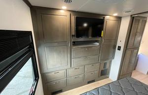 Brand New Dynamax DX3! luxury on wheels