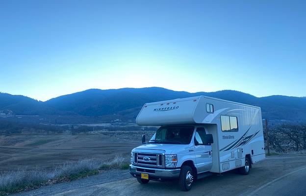 2018 Winnebago Minnie Winnie 22R