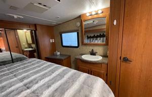 Spacious 5th Wheel, Incredible Bunkroom Floorplan!