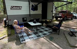 Portable Airbnb\2024 Dutchman Coleman Lantern 17B