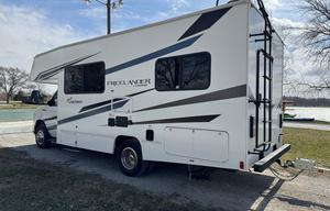 Explore the Country 2023 Coachman Freelander 22 ft