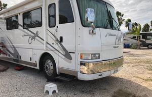 2000 American Coach American Eagle 42C