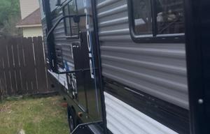 2023 Heartland Pioneer BH 281 pet friendly