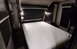 Fireside RV's 2021 Jayco White Hawk 27RB LMI1125