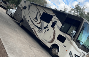 2017 Thor Motor Coach Hurricane 34P