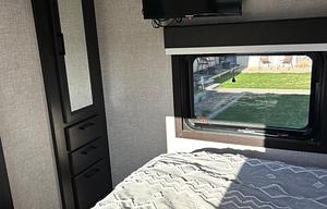 2023 Jayco Whitehawk 36' Sleeps 5