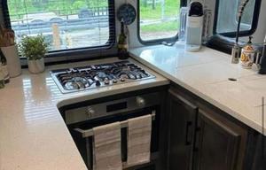 Close to isle of palms and Downtown Charleston